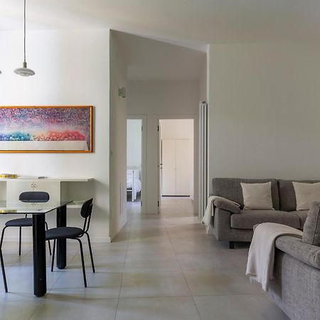 Apartment Amos - 5 Minutes From Piazza Maggiore Болонья Экстерьер фото