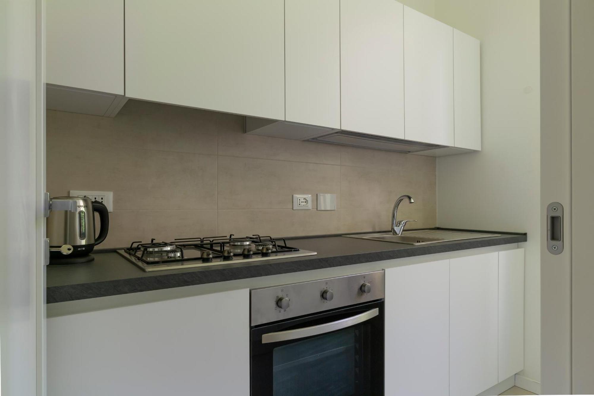 Apartment Amos - 5 Minutes From Piazza Maggiore Болонья Экстерьер фото
